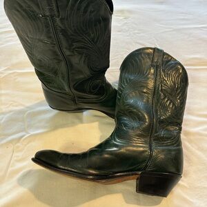 Code West Green Leather Cowboy Boots with decorative stitching, size 9.5